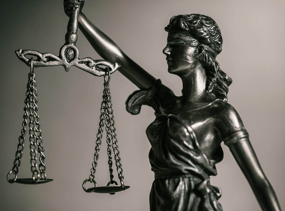 Water Moisture Testing Tool for water damage in commercial building