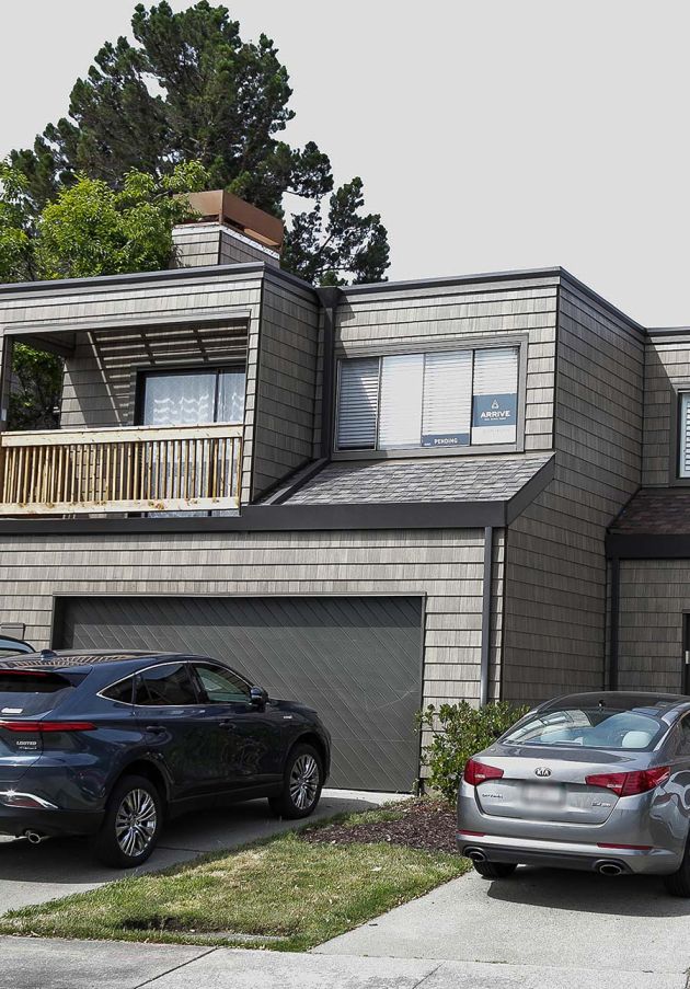 View of Summit Ridge Walnut Creek development with tree in behind
